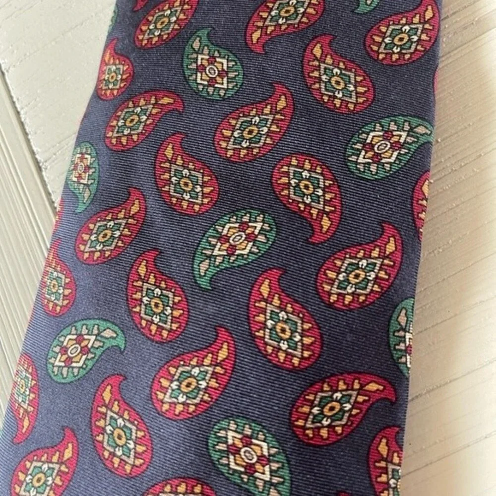 Tommy Hilfiger Y2K Silk Tie Navy  Paisley Red Green and Gold 🎶